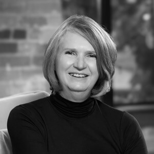 Lynn Giles