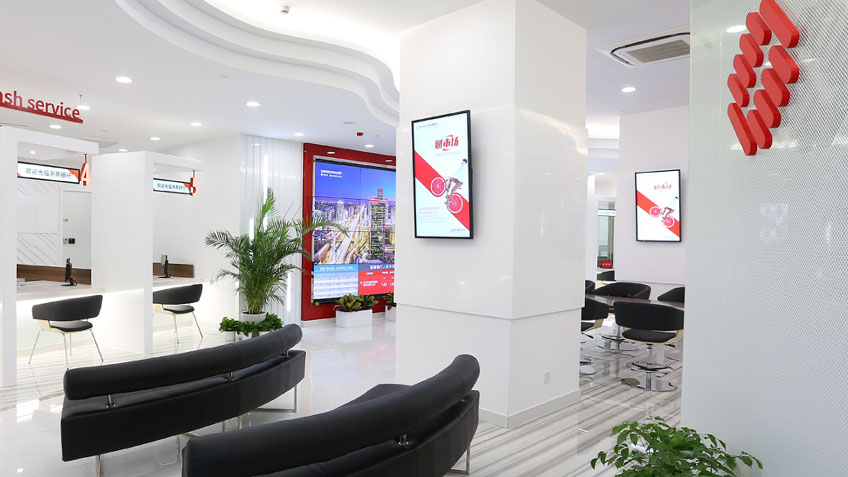 Shikatani Lacroix Honored for Digital Excellence