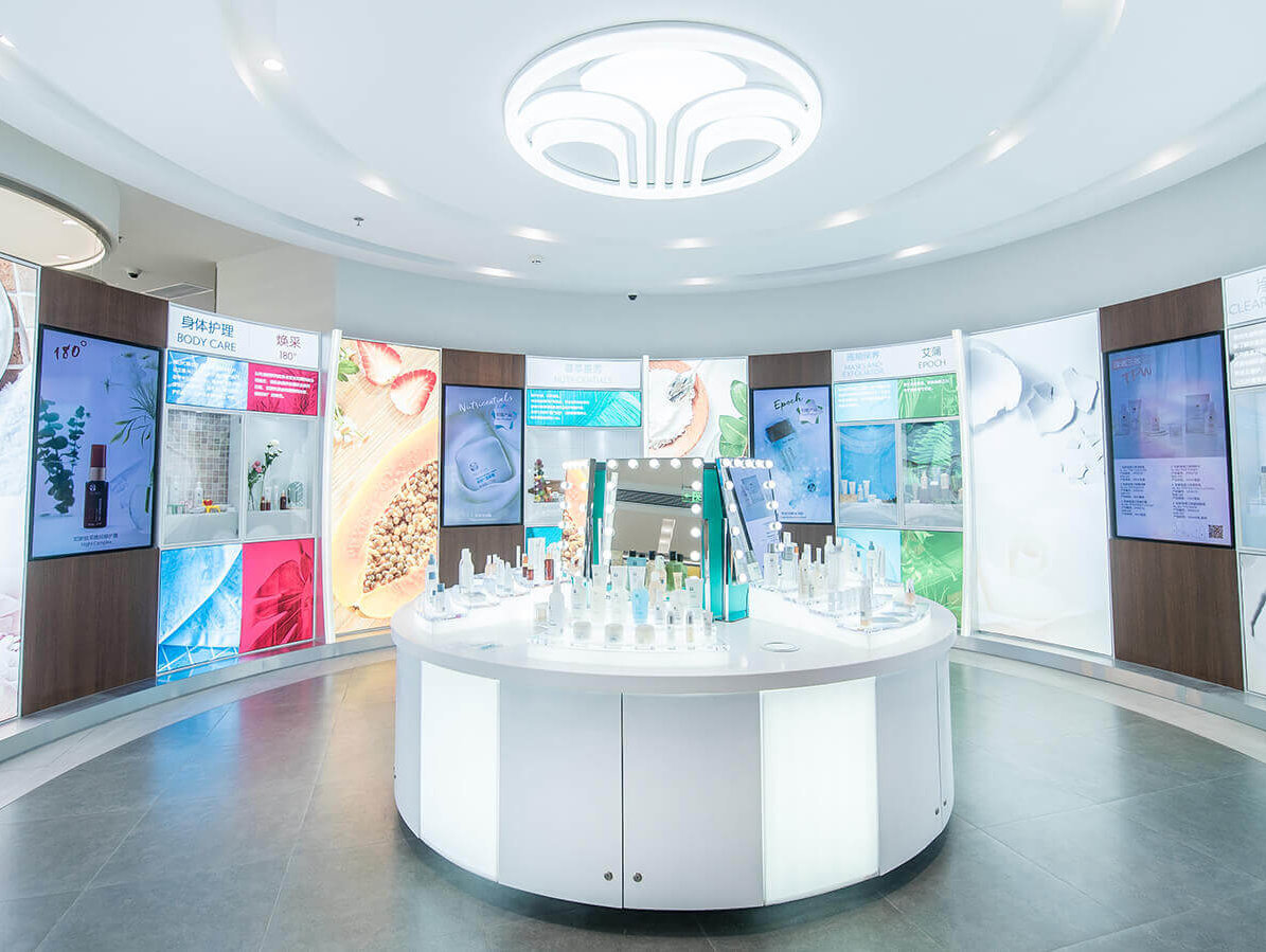 nu skin interior room with round table